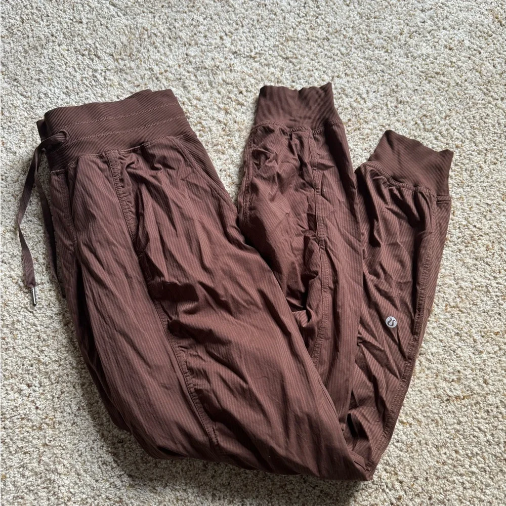 Lululemon Dance Studio Mid-Rise Jogger - Picture 2 of 3